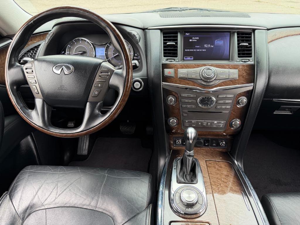 Infiniti QX56  2012