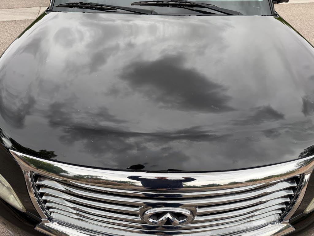 Infiniti QX56  2012