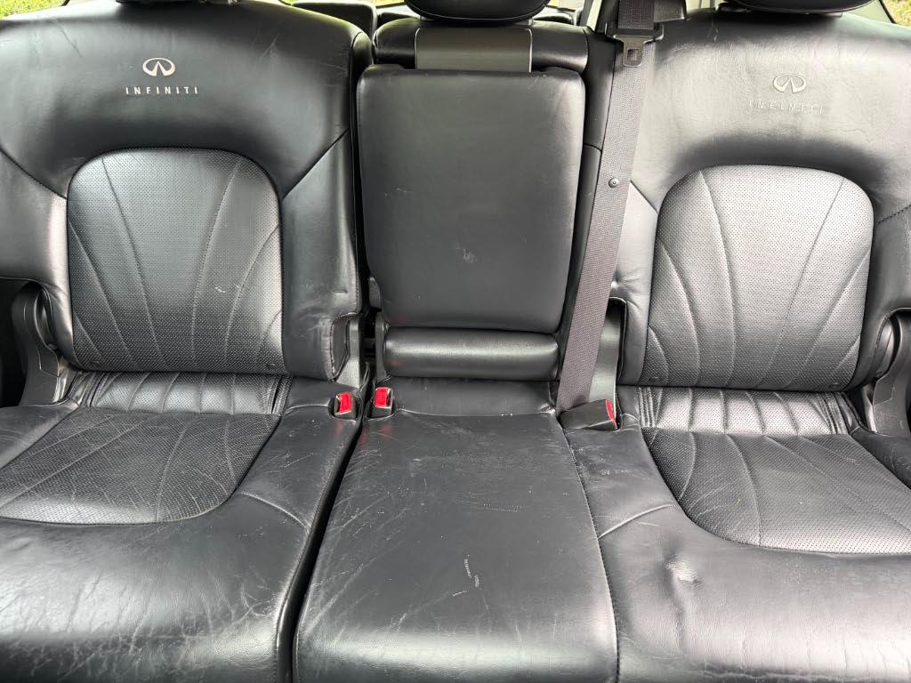 Infiniti QX56  2012