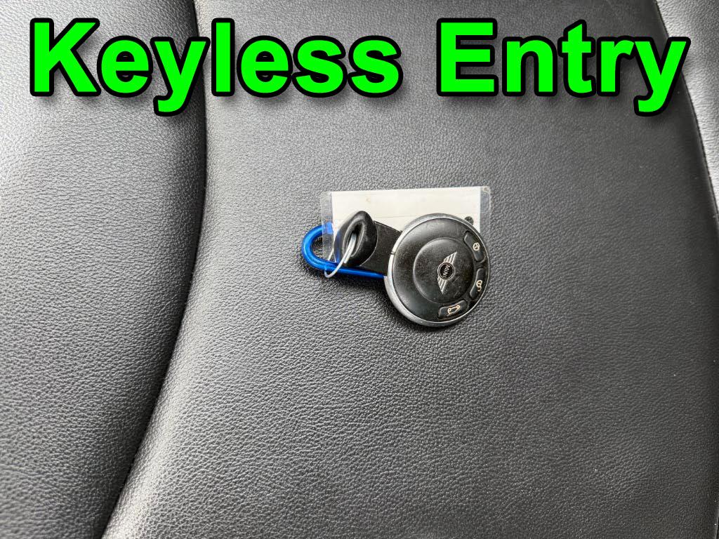 MINI Cooper 3-Door 2011