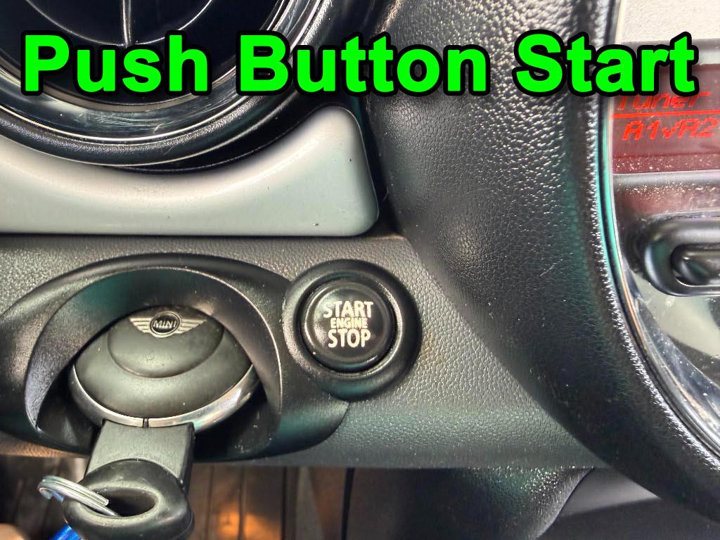 MINI Cooper 3-Door 2011