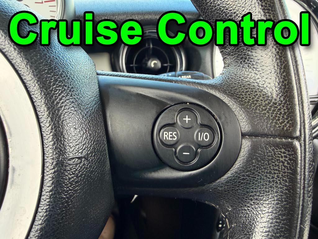 MINI Cooper 3-Door 2011