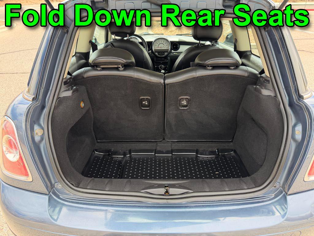 MINI Cooper 3-Door 2011