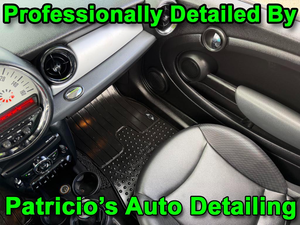 MINI Cooper 3-Door 2011