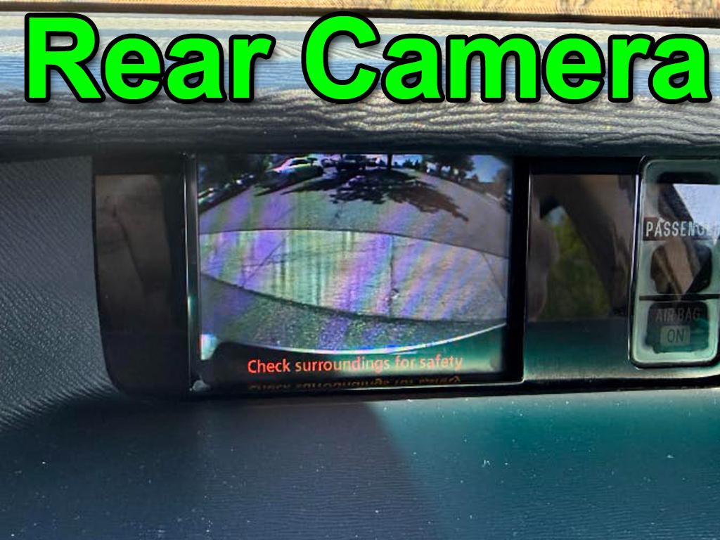 Toyota Sienna XLE FWD 8-Passenger V6 2012