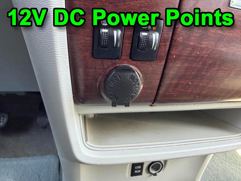 Toyota Sienna XLE FWD 8-Passenger V6 2012