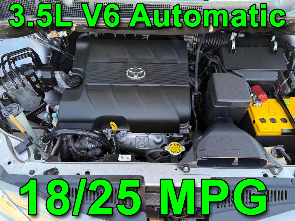 Toyota Sienna XLE FWD 8-Passenger V6 2012