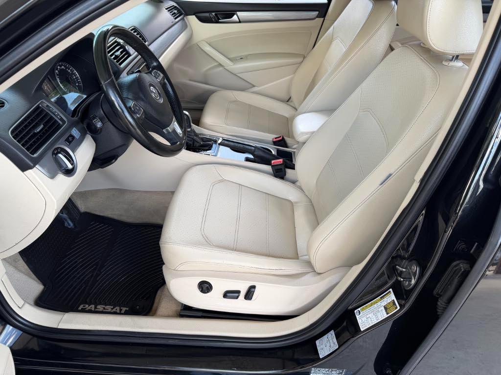 Volkswagen Passat  2014