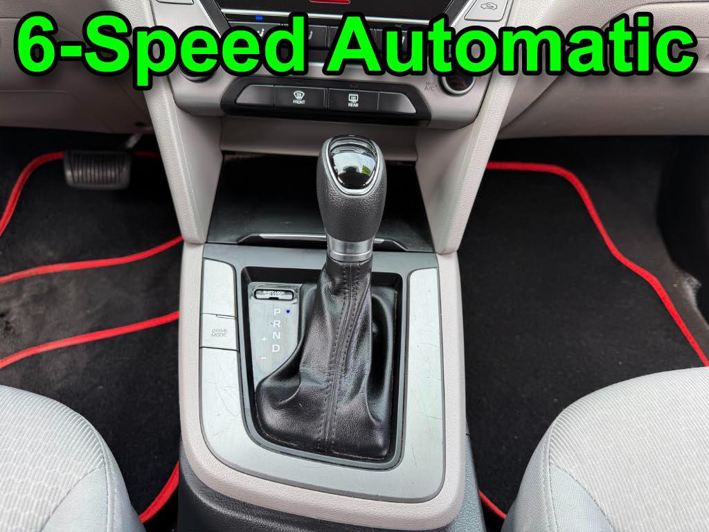 Hyundai Elantra SE 2017