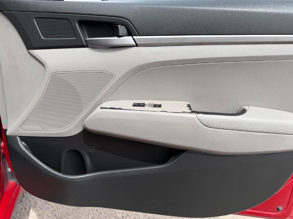 Hyundai Elantra SE 2017