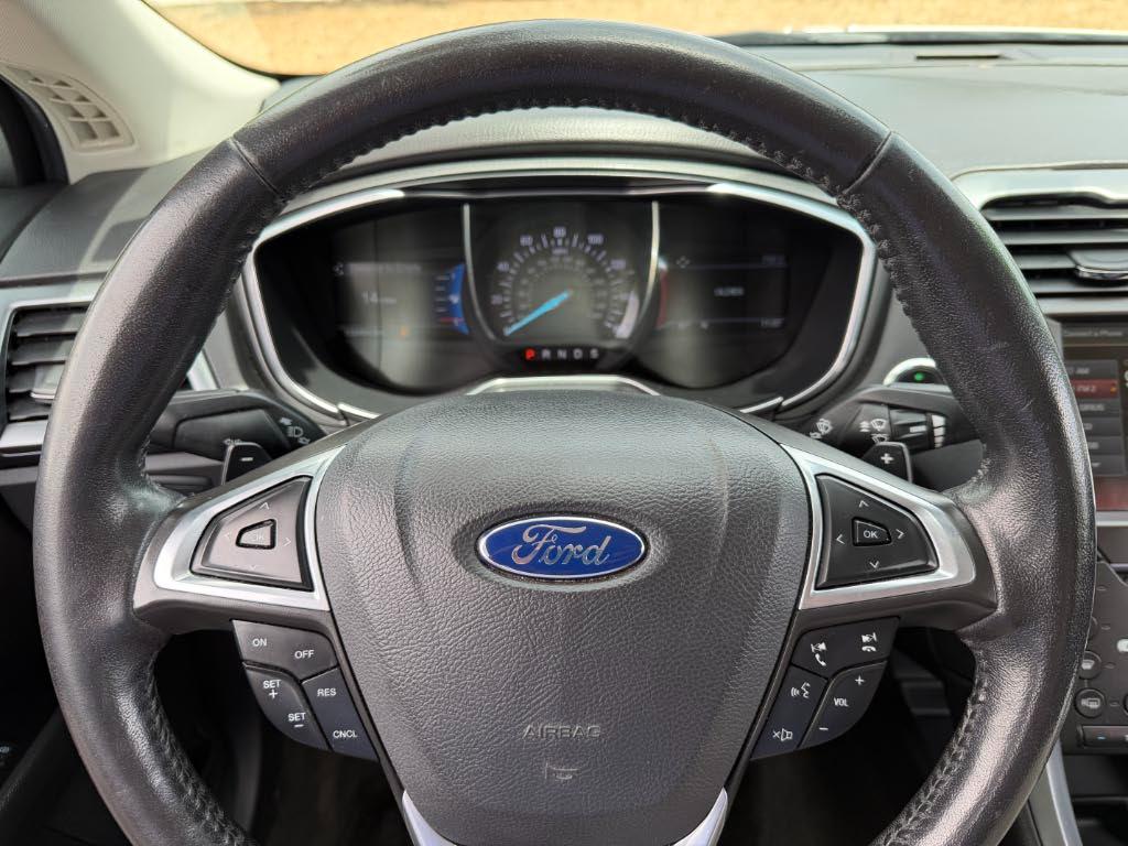 Ford Fusion Titanium 2016