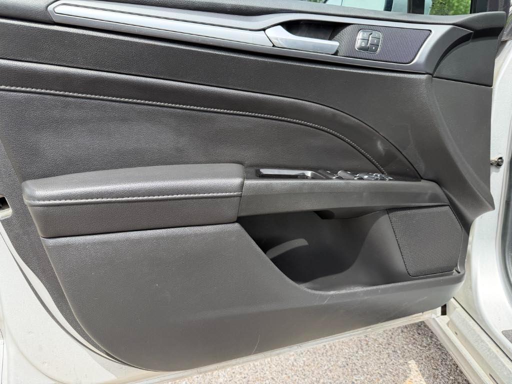 Ford Fusion Titanium 2016