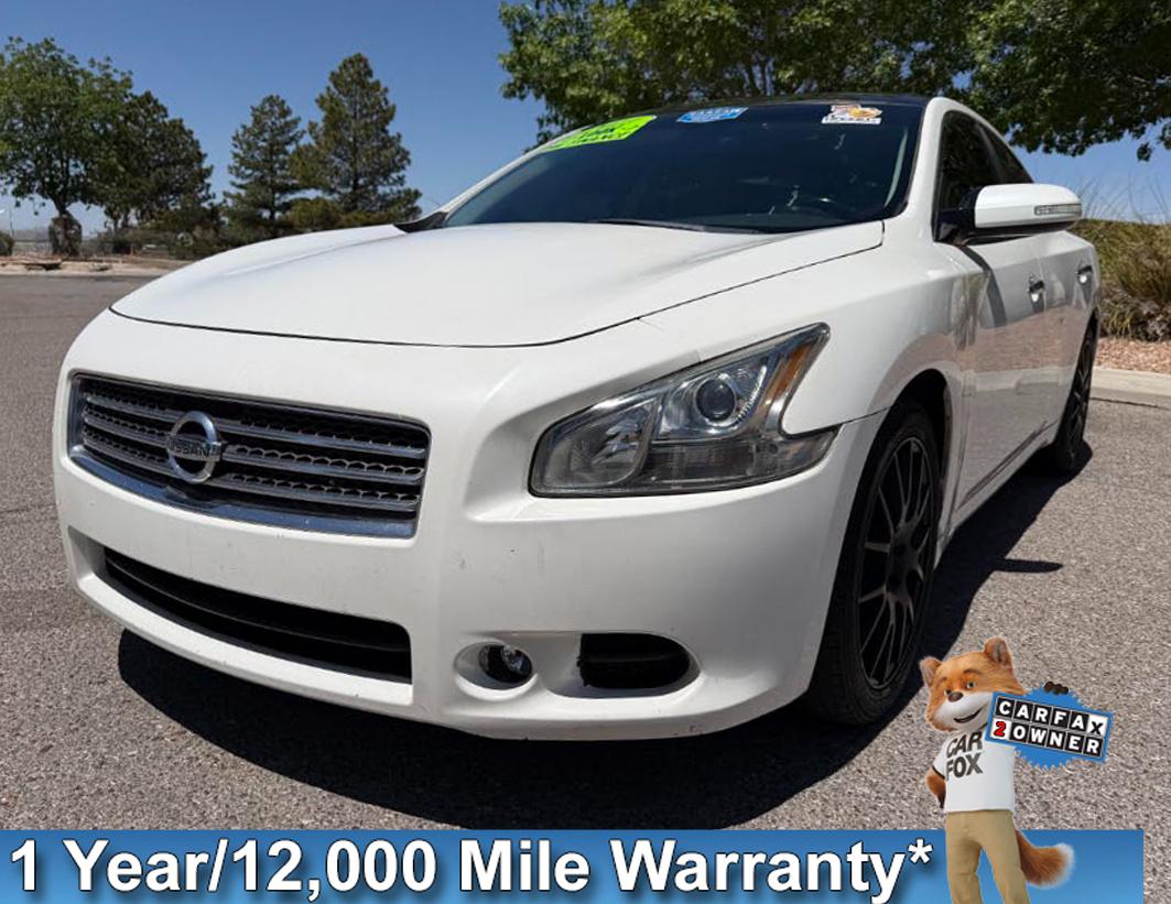 Nissan Maxima S 2011