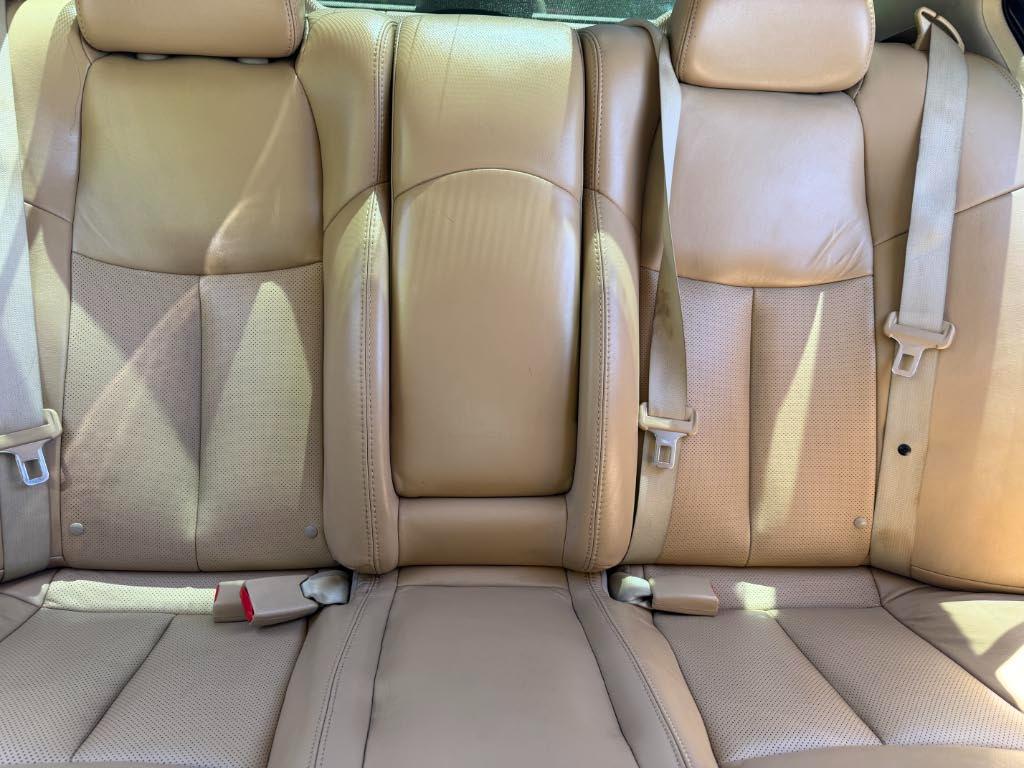 Nissan Maxima S 2011