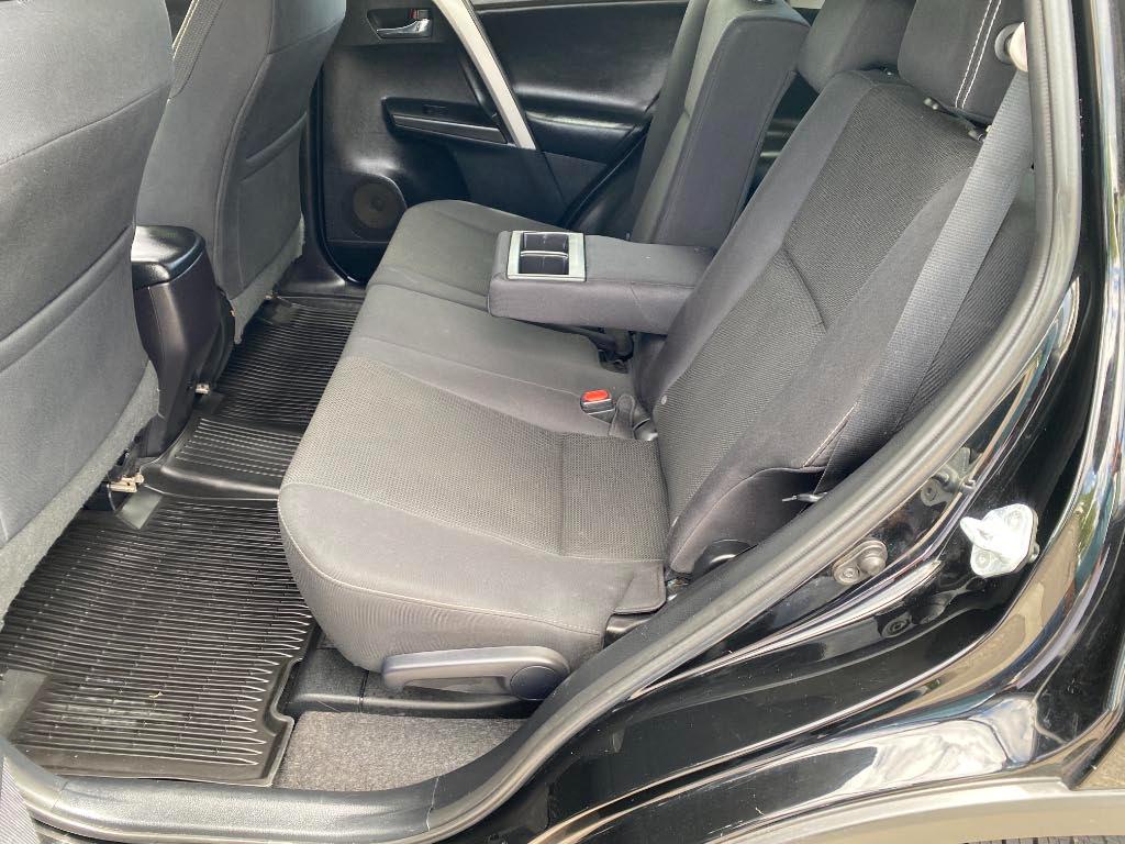 Toyota RAV4 XLE 2017