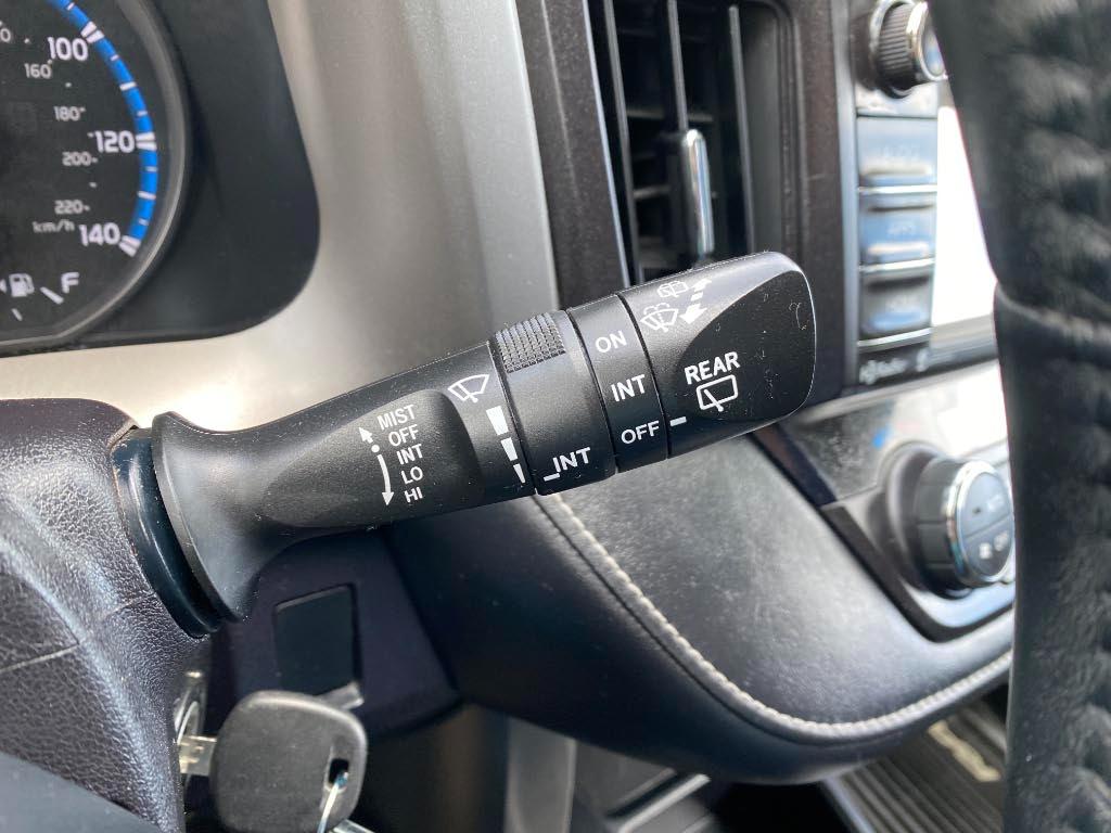 Toyota RAV4 XLE 2017