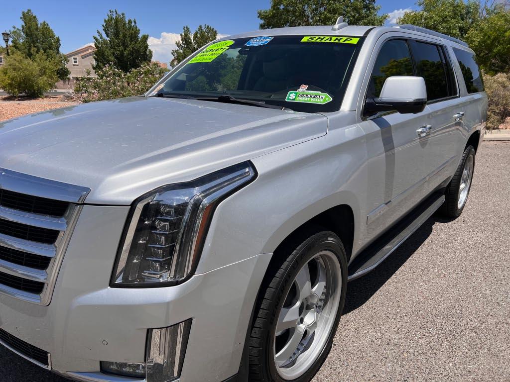 Cadillac Escalade ESV Luxury 4WD 2016