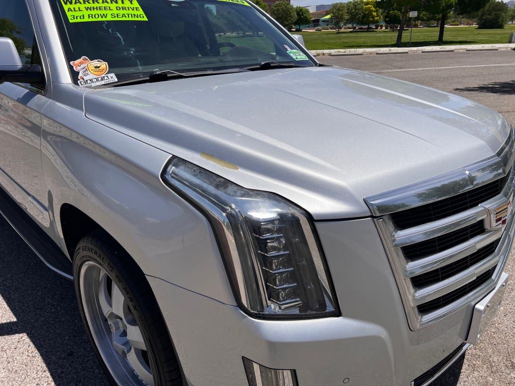 Cadillac Escalade ESV Luxury 4WD 2016