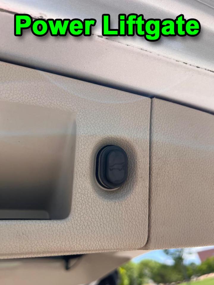 Cadillac Escalade ESV Luxury 4WD 2016
