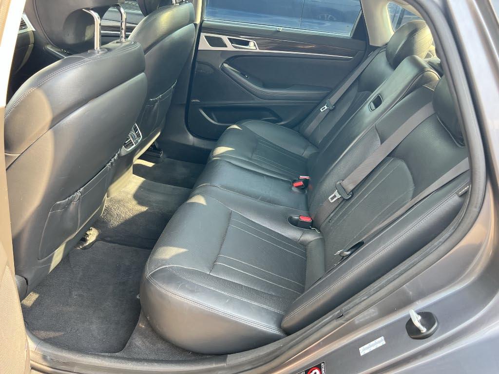 Genesis G80 3.8 2015