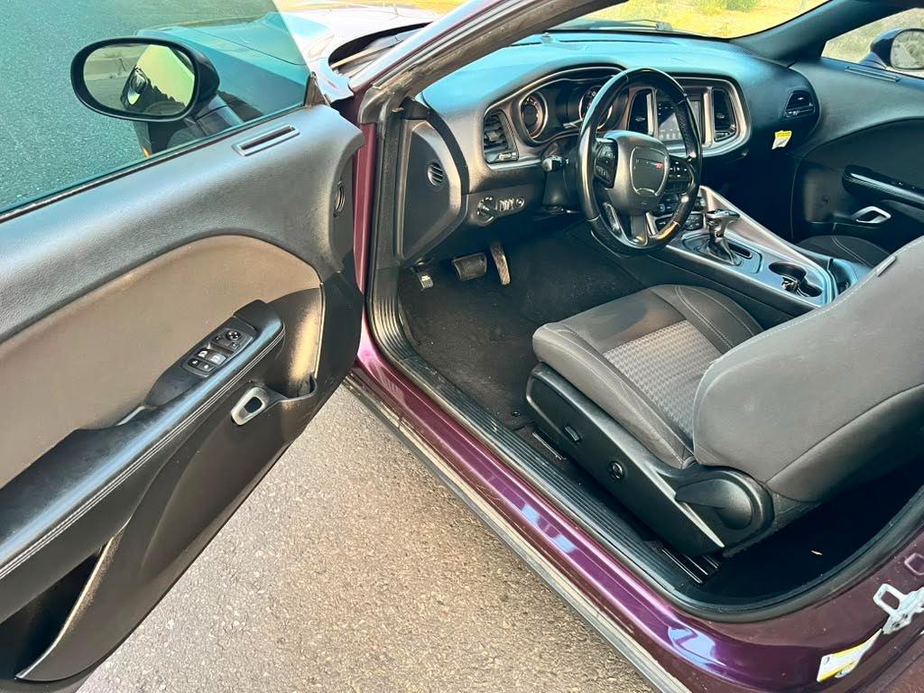 Dodge Challenger SXT 2020