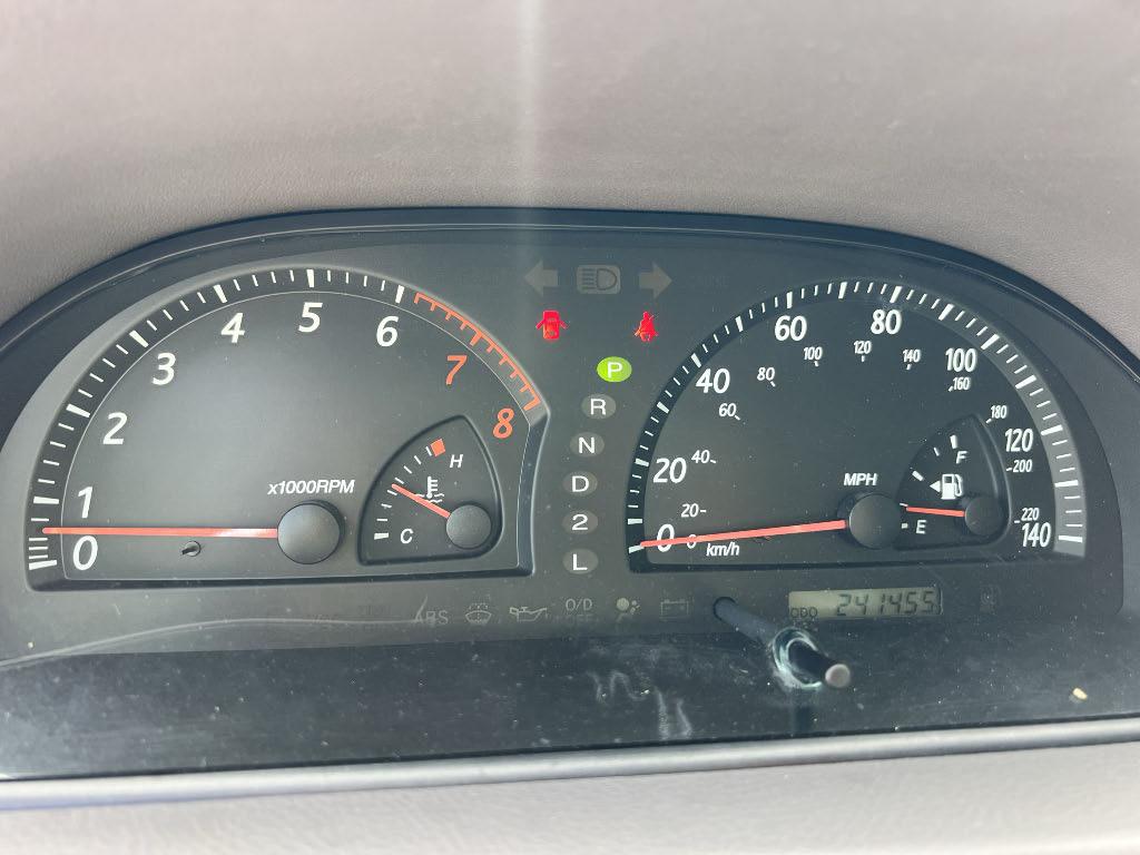 Toyota Camry LE 2002