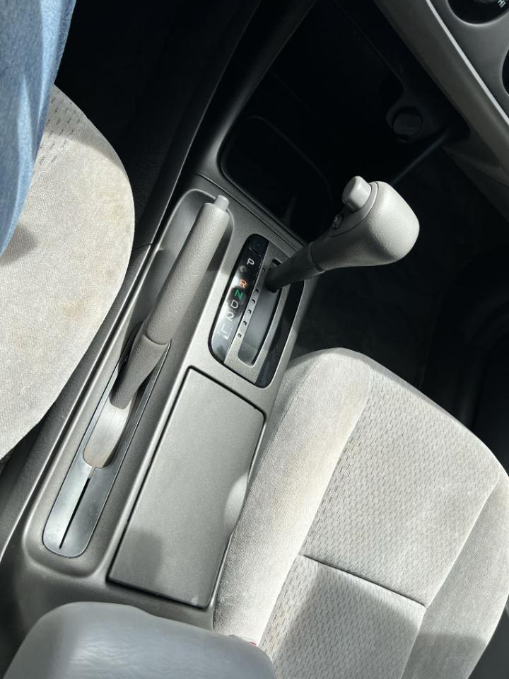 Toyota Camry LE 2002