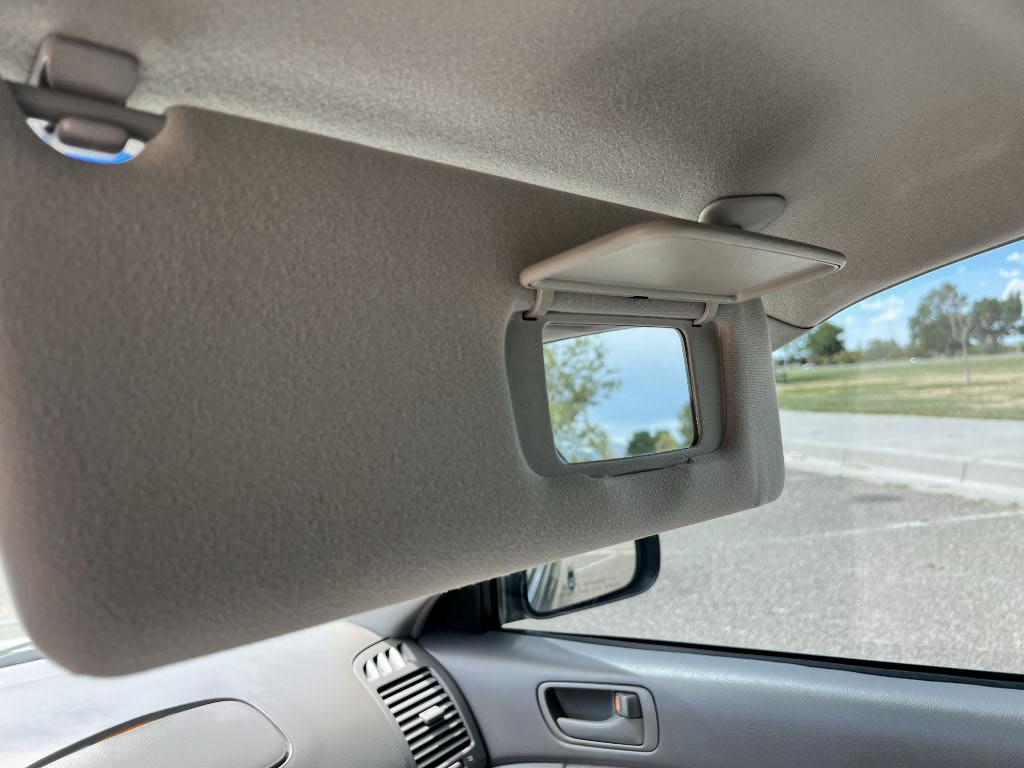 Toyota Camry LE 2002