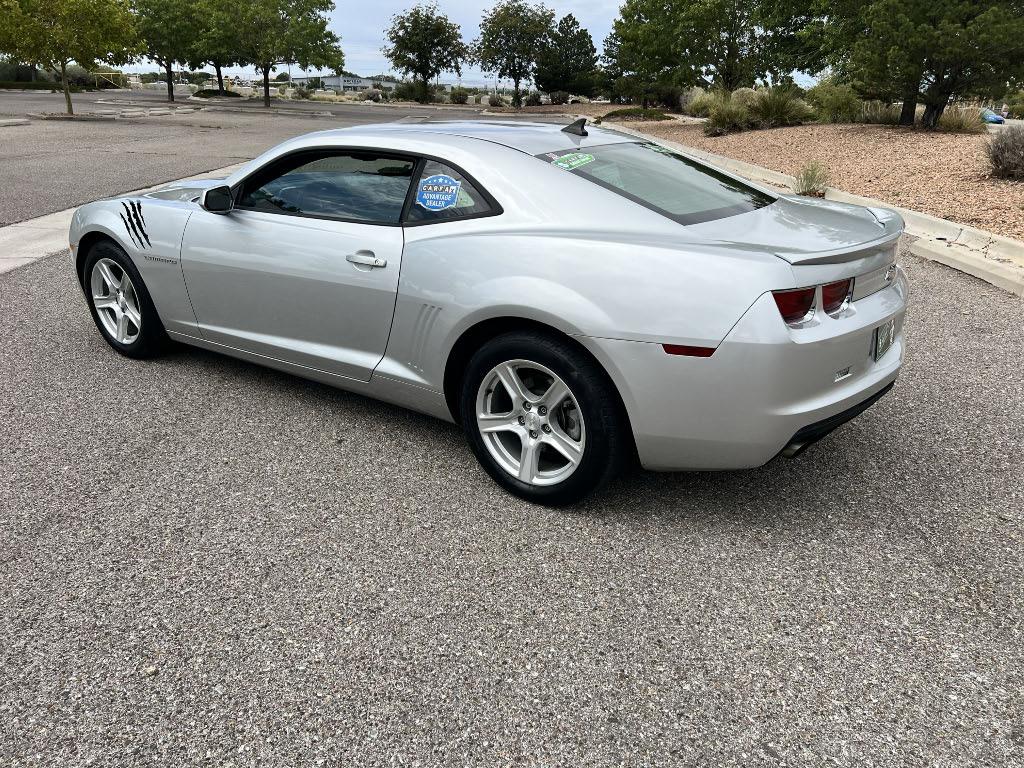 Chevrolet Camaro LS Coupe 2012