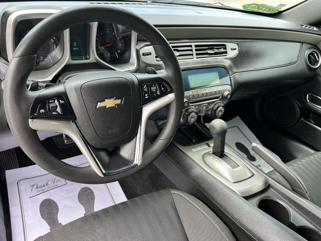 Chevrolet Camaro LS Coupe 2012