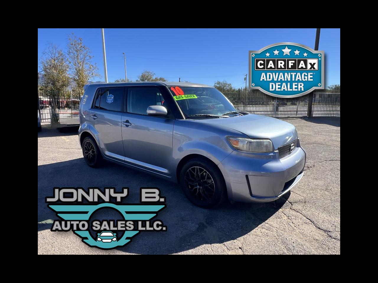 Scion xB 5-Door Wagon 5-Spd MT 2010