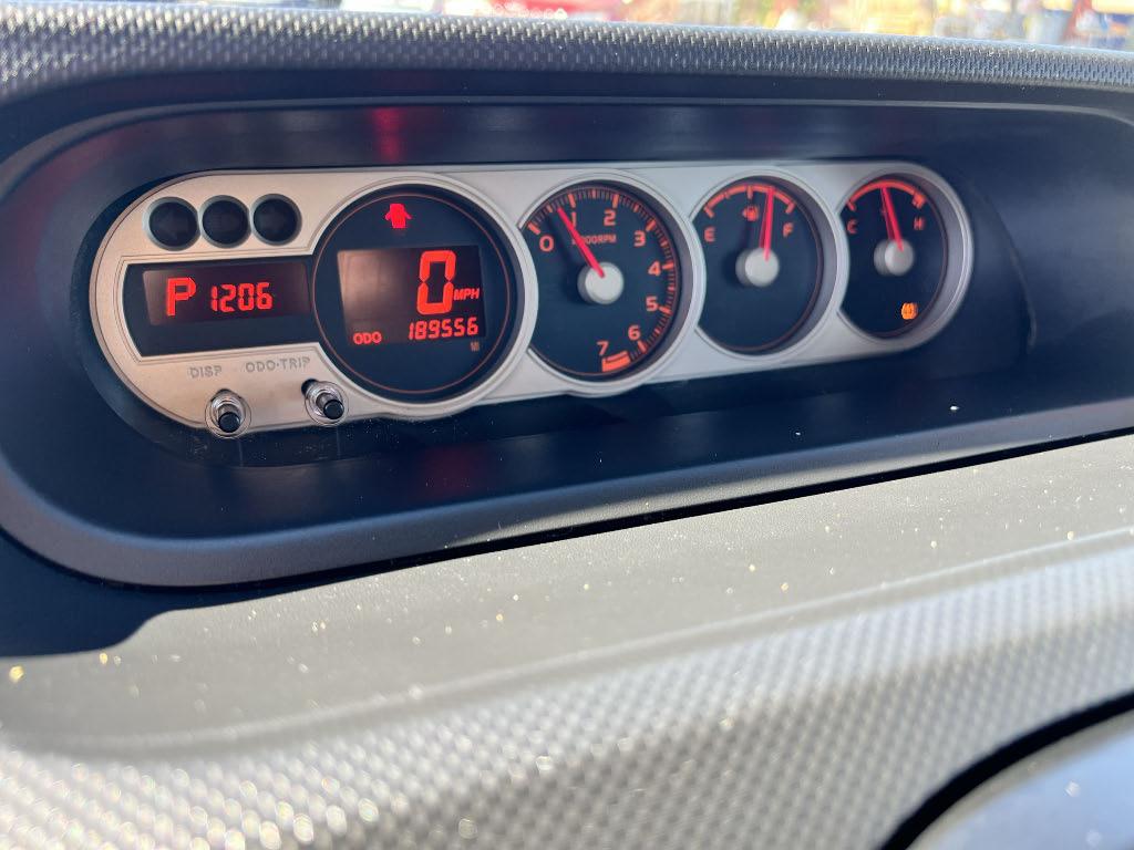 Scion xB 5-Door Wagon 5-Spd MT 2010