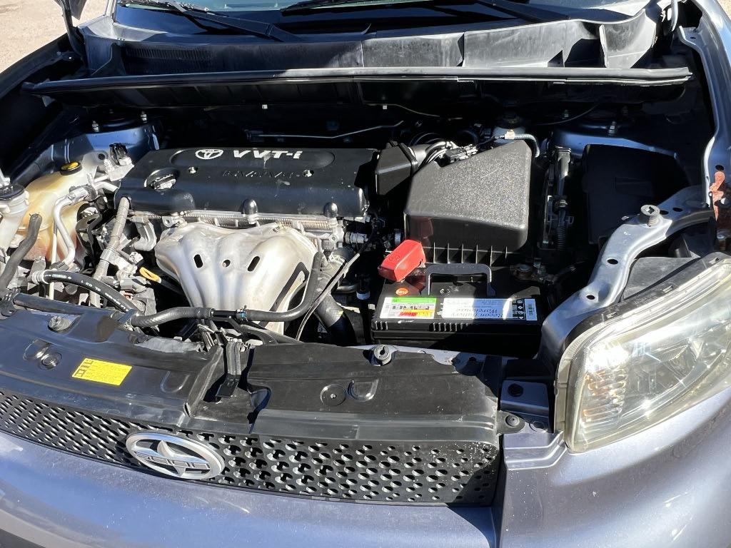 Scion xB 5-Door Wagon 5-Spd MT 2010