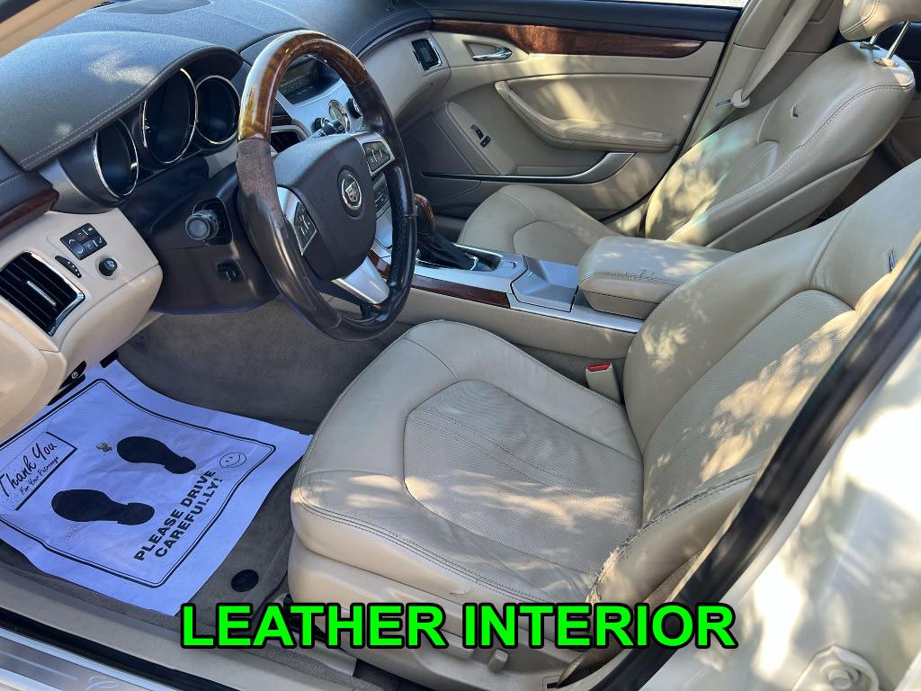 Cadillac CTS Sport Wagon 3.6L Premium AWD w/Navi 2010