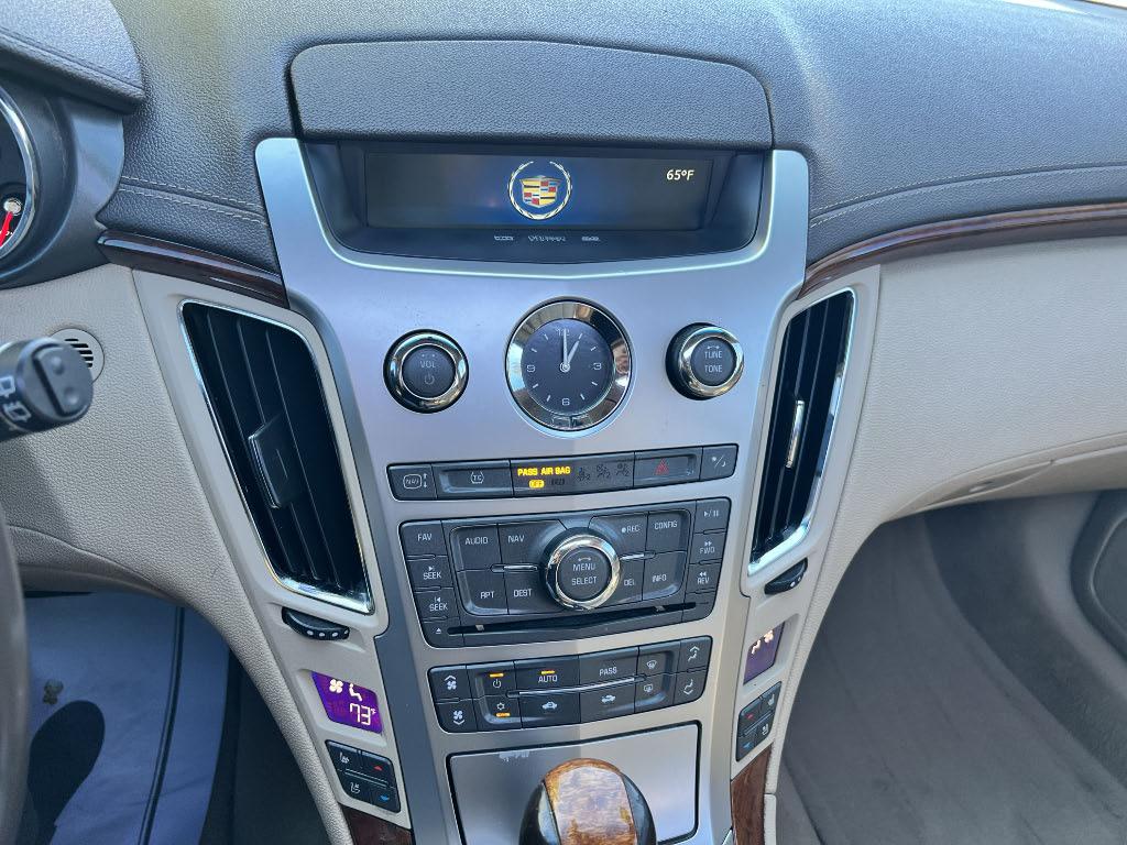 Cadillac CTS Sport Wagon 3.6L Premium AWD w/Navi 2010
