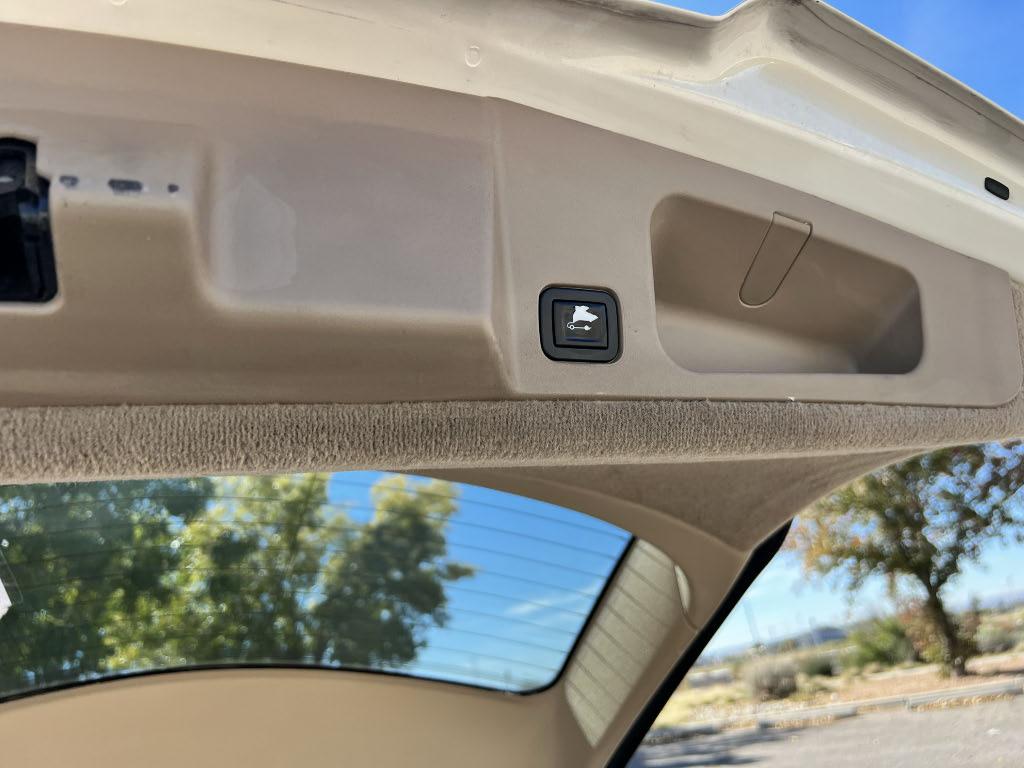 Cadillac CTS Sport Wagon 3.6L Premium AWD w/Navi 2010