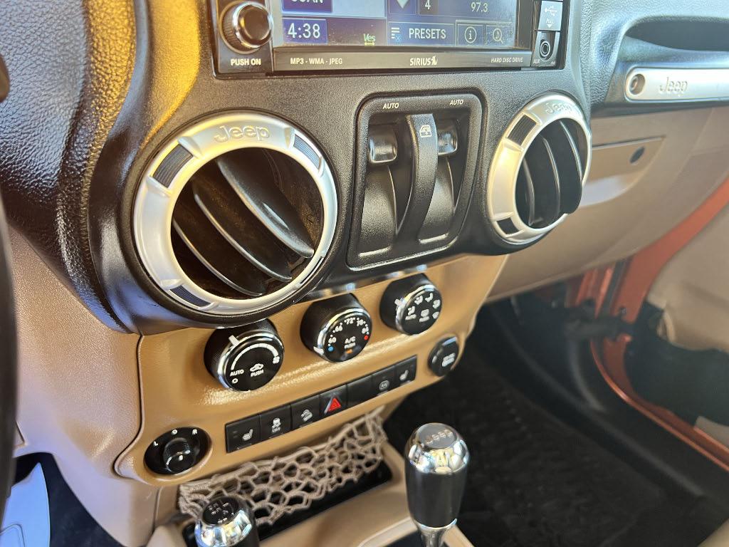 Jeep Wrangler Rubicon 4WD 2011