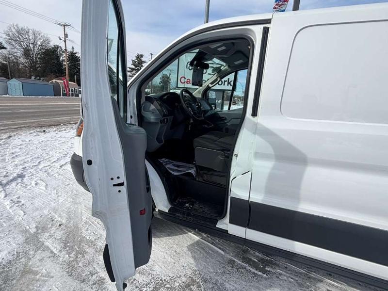 Ford Transit 250 Van Low Roof 60/40 Pass. 148-in. WB 2019