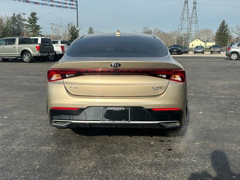 Kia K5 LXS 2021