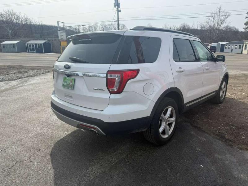 Ford Explorer XLT FWD 2016