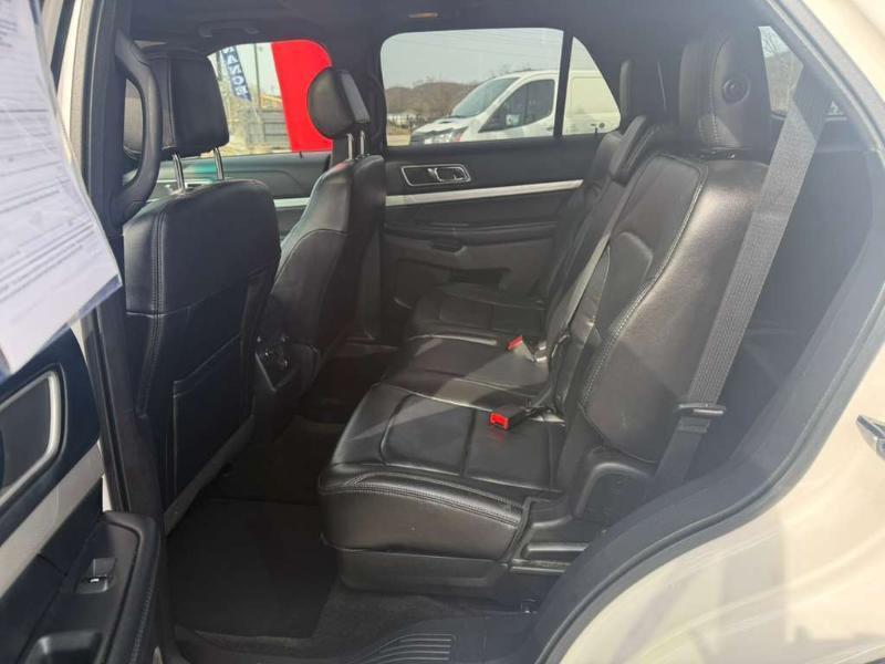 Ford Explorer XLT FWD 2016