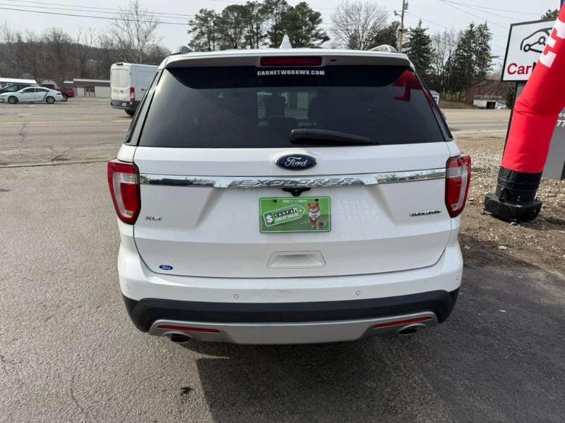 Ford Explorer XLT FWD 2016