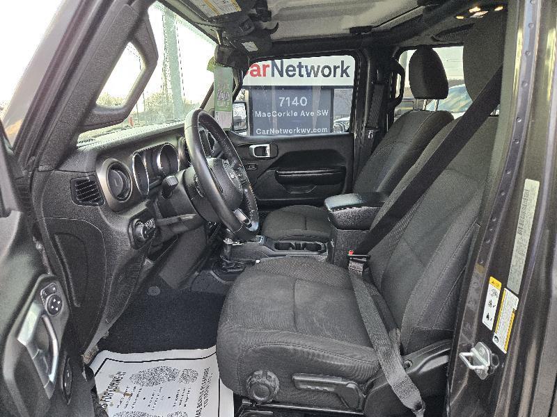 Jeep Wrangler Unlimited Sport 2018