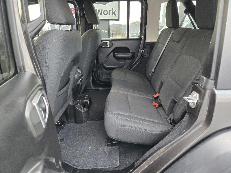 Jeep Wrangler Unlimited Sport 2018