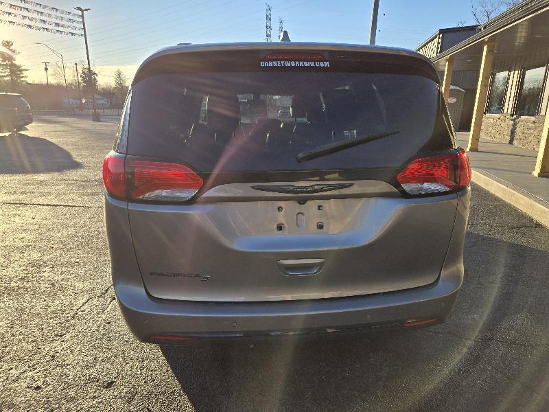 Chrysler Pacifica Touring-L 2018