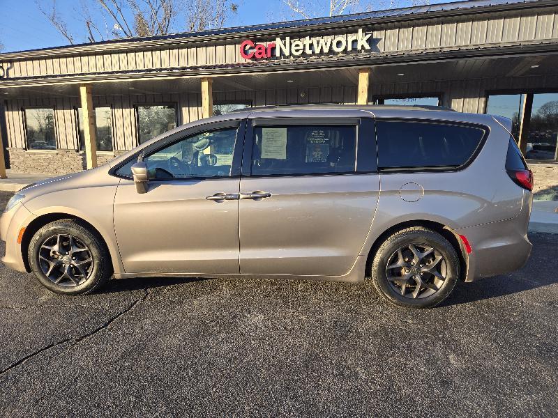 Chrysler Pacifica Touring-L 2018