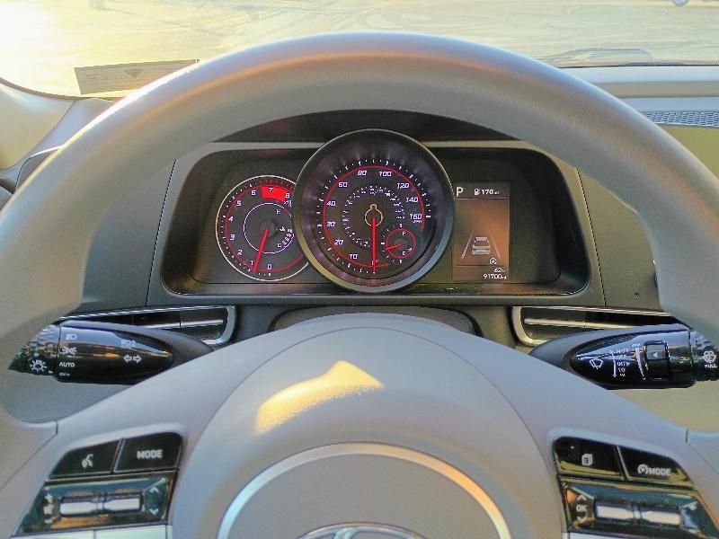 Hyundai Elantra SE 2022