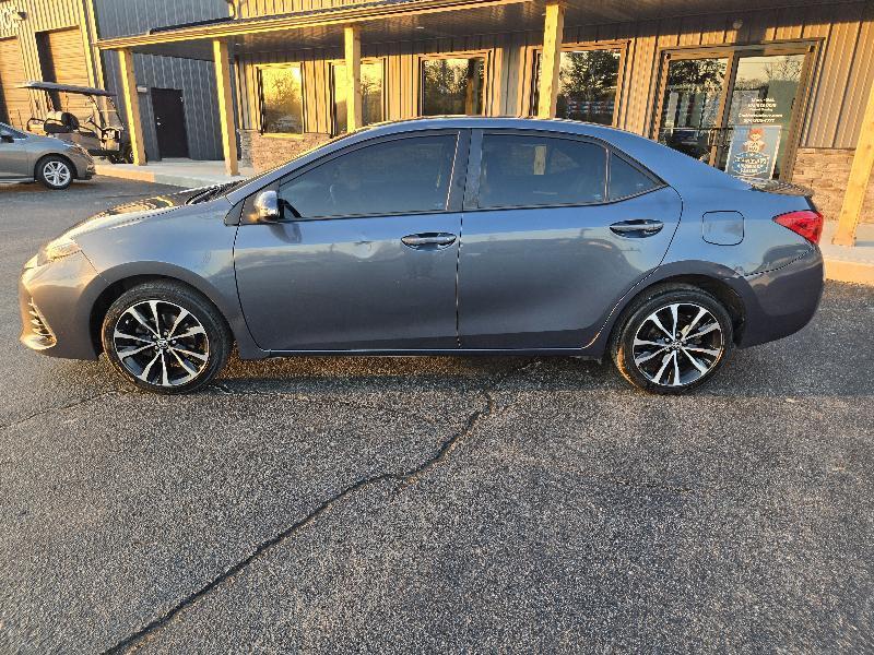 Toyota Corolla L CVT 2017