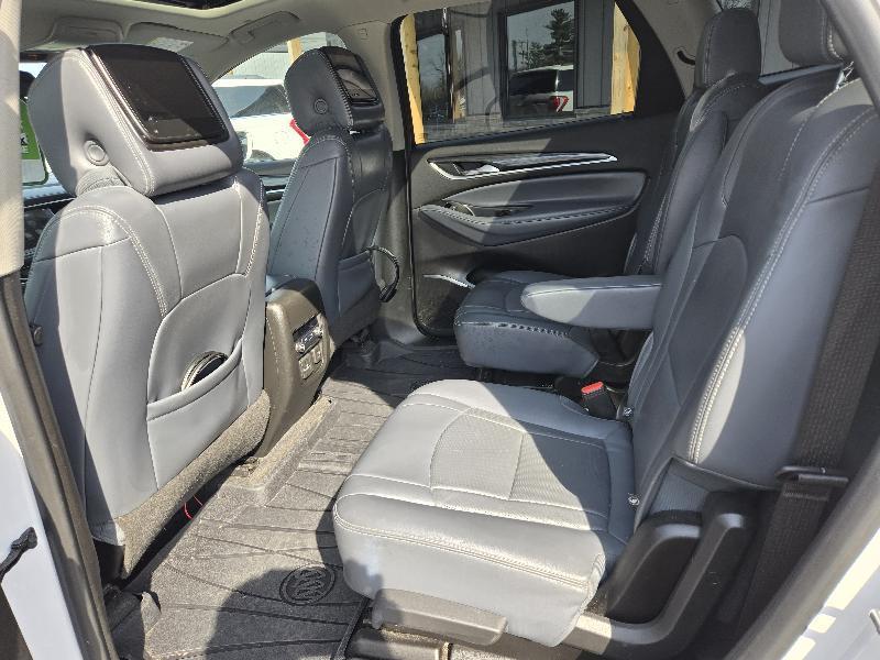 Buick Enclave Essence AWD 2019