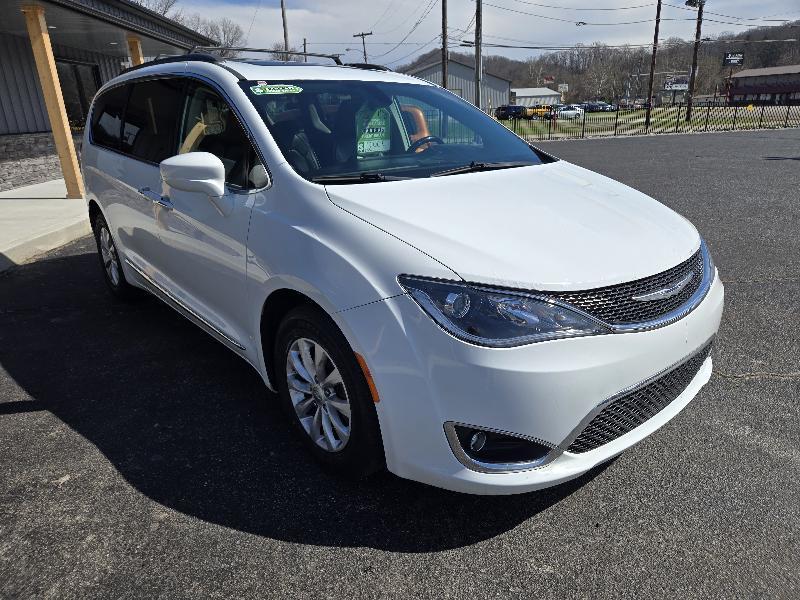 Chrysler Pacifica Touring-L 2017